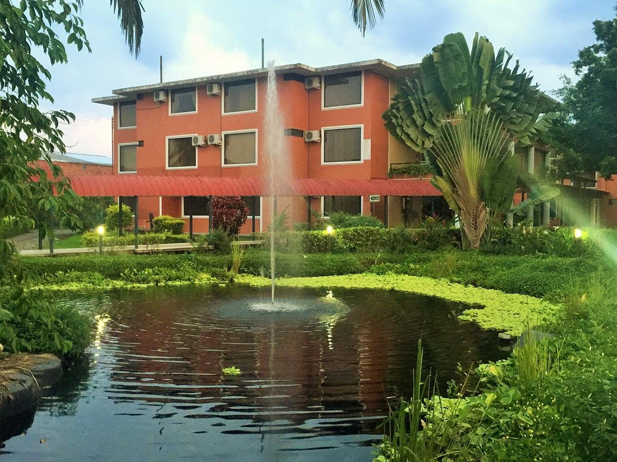 Gran Hotel De Lago - Lago Agrio Nueva Loja Exterior photo
